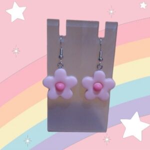 Daisy Flower Drop Dangle Earrings